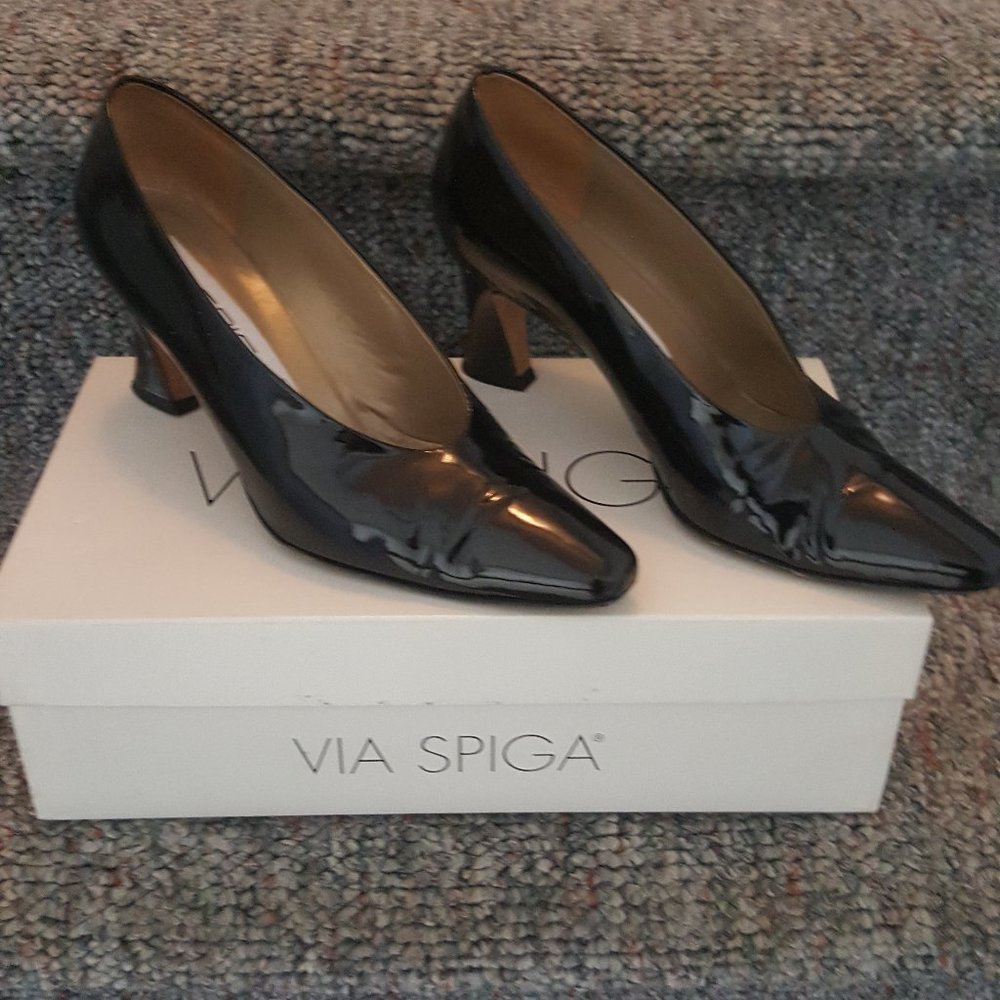 Via Spiga Black Patent Pumps